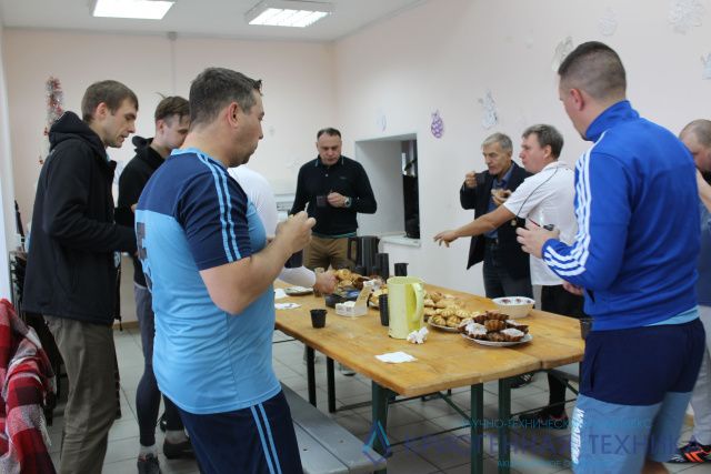 На предприятии отметили День машиностроителя футбольным турниром